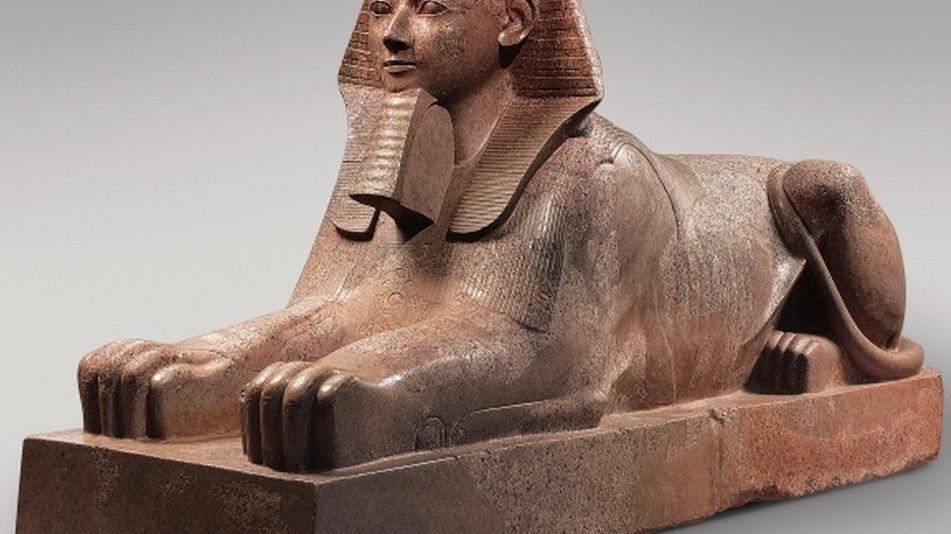 sculpture of the Sphinx from ancient Egypt
